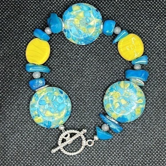 Handmade Yellow & Turquoise Bracelet - Picture 2 of 5